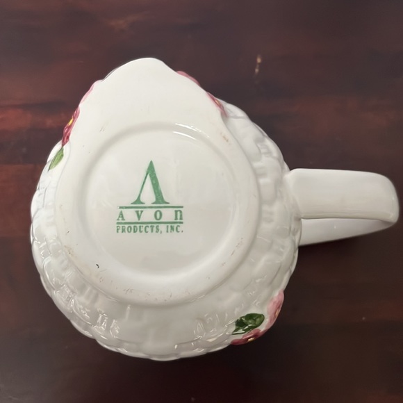 Avon basketweave Bunny Rabbit Mug in original box - Picture 11 of 13